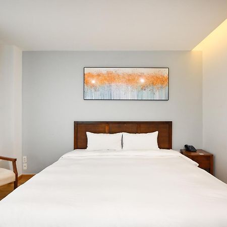 Pearl Central Hotel- Near Nguyen Hue Street مدينة هوشي منه المظهر الخارجي الصورة