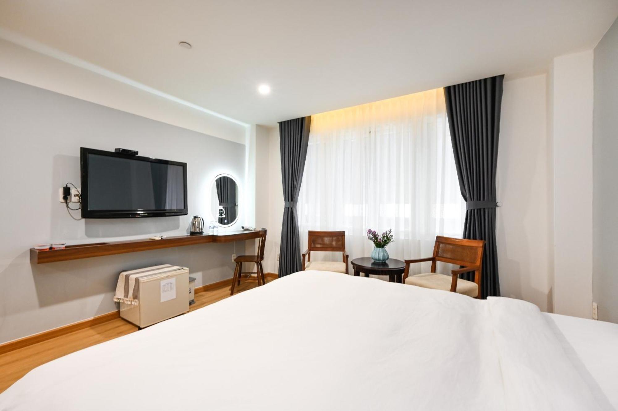 Pearl Central Hotel- Near Nguyen Hue Street مدينة هوشي منه المظهر الخارجي الصورة